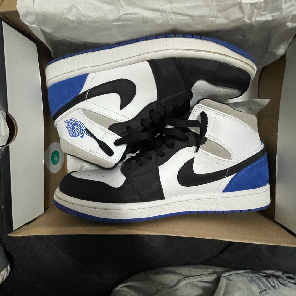 Air Jordan 1 Mid(White/Hyper Royal-Black)